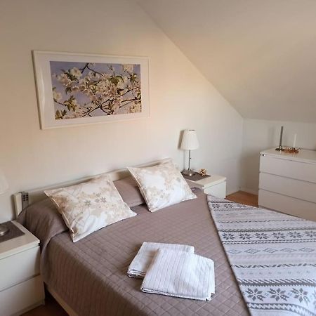 Cosy Loft Lägenhet Helsingfors Exteriör bild